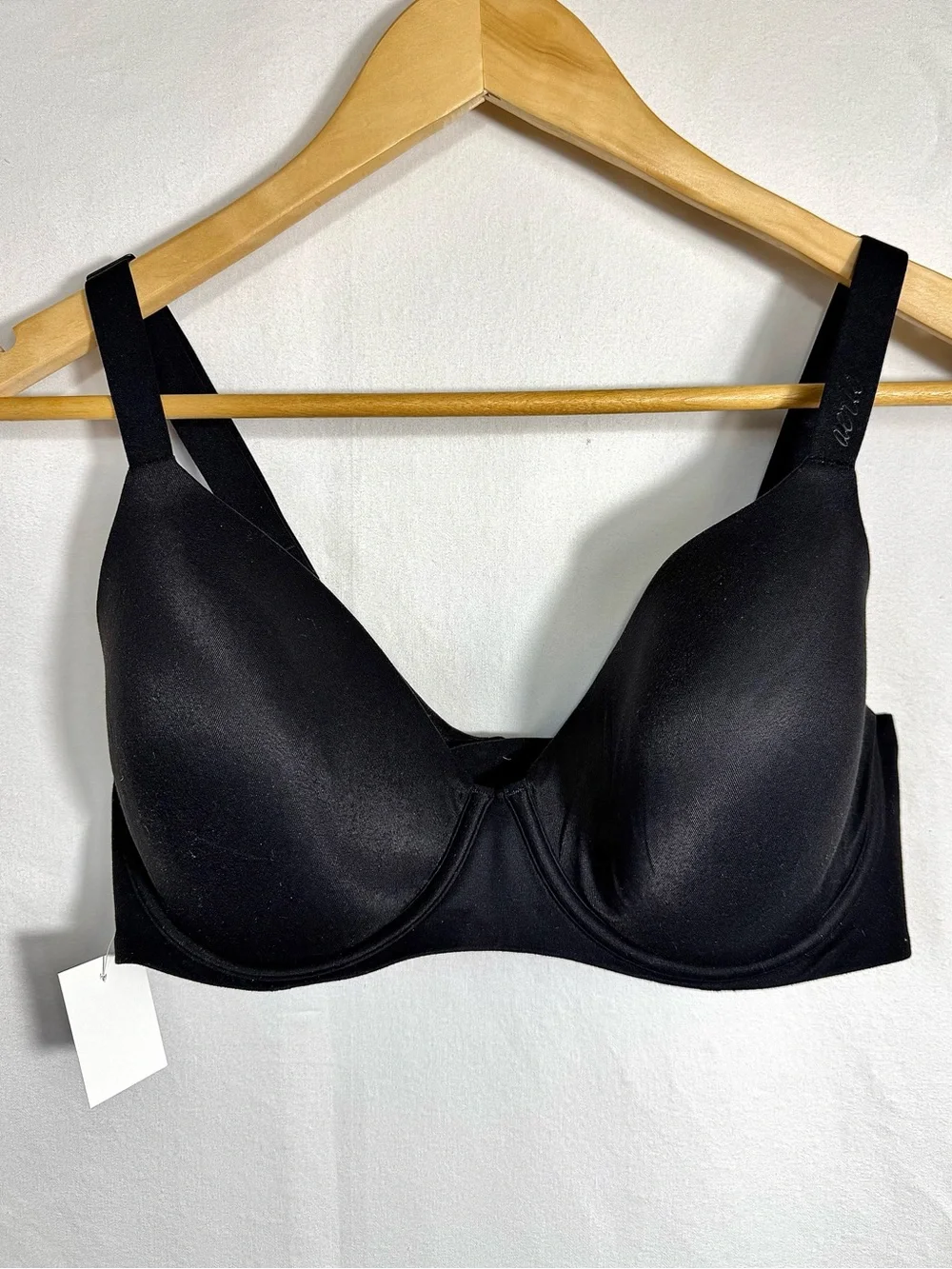 Aerie SMOOTHEZ Full Coverage Lightly Lined Bra in True Black